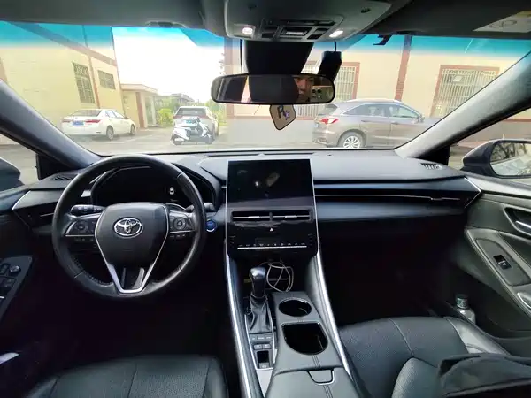 Toyota Avalon 2023