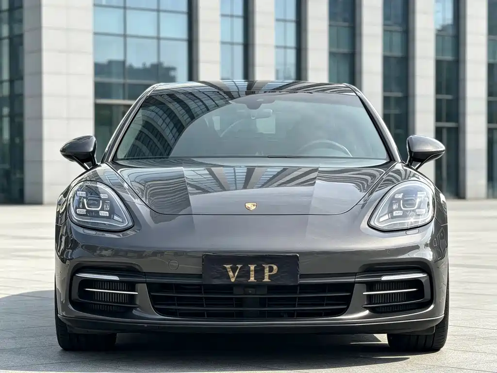 Porsche Panamera 2017 — фото 2