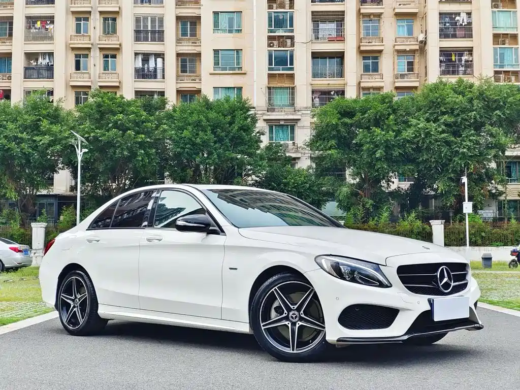 Mercedes-Benz C-Class 2018