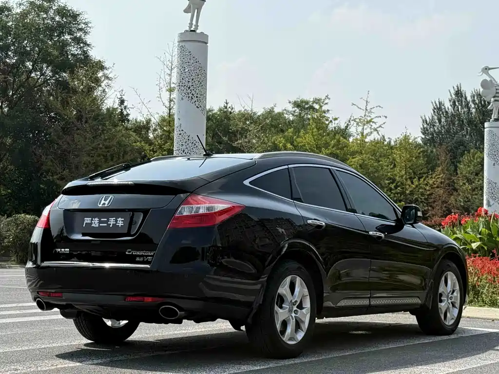 Honda Crosstour 2016 — фото 21