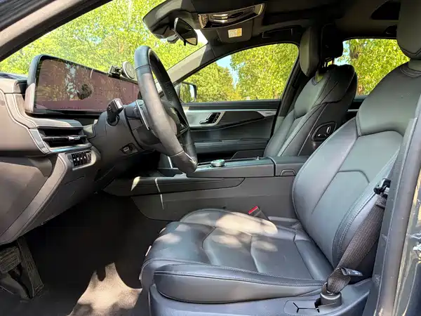 Cadillac CT6 2024