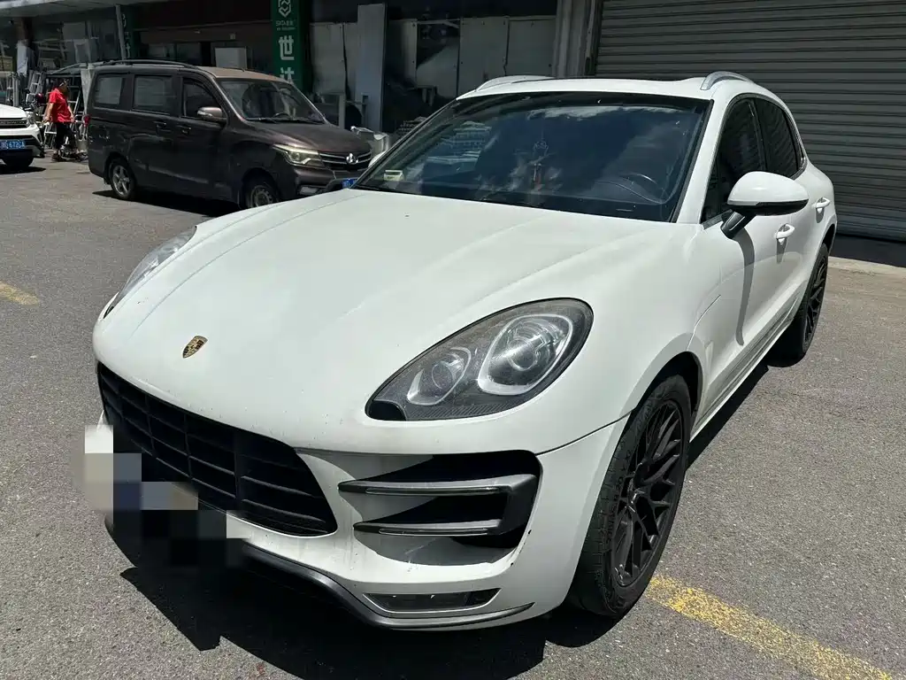 Porsche Macan 2016 — фото 1