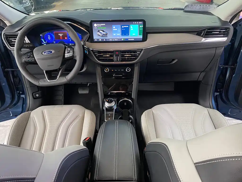Ford Escape 2020 — фото 14