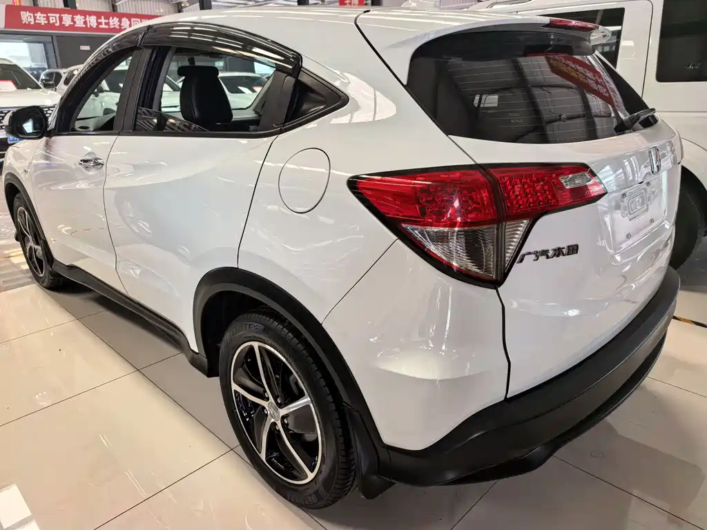 Honda Vezel 2021 — фото 5