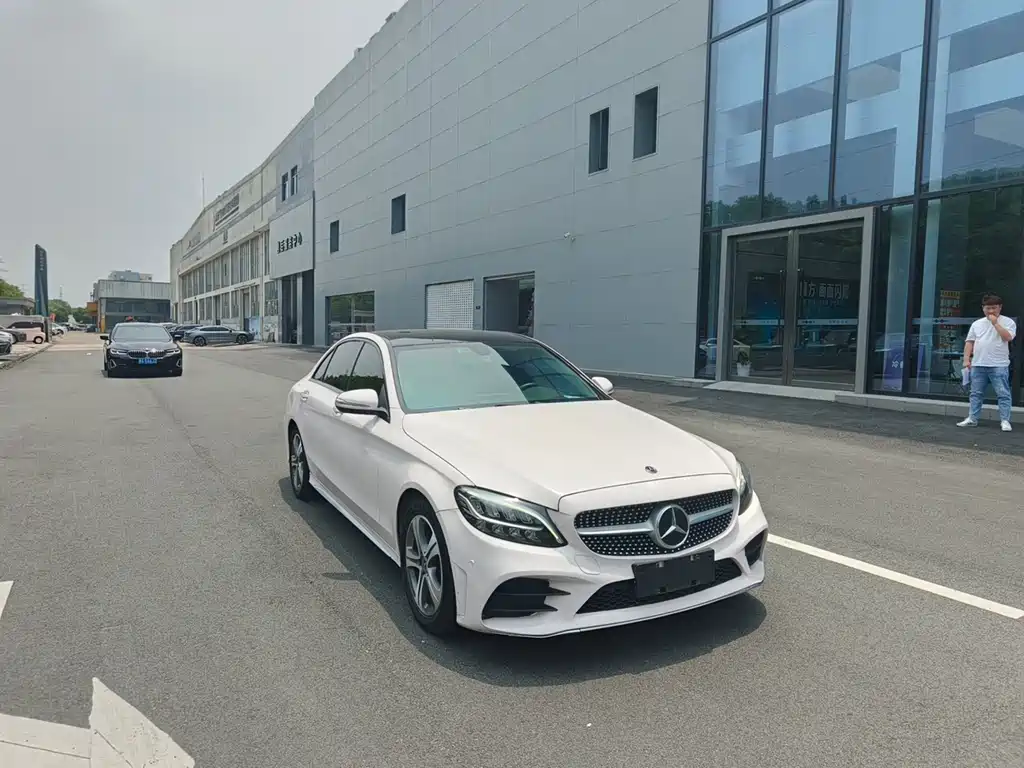 Mercedes-Benz C-Class 2020 — фото 3