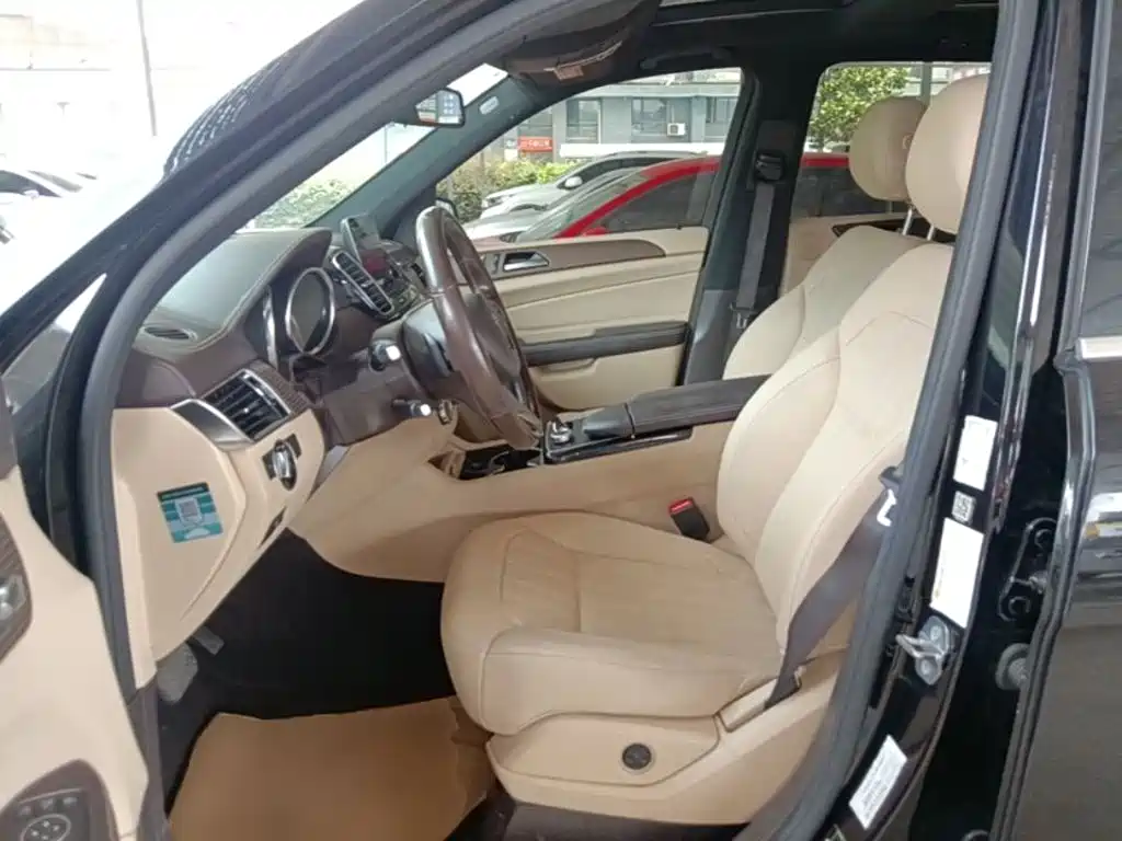 Mercedes-Benz GLE 2018 — фото 15