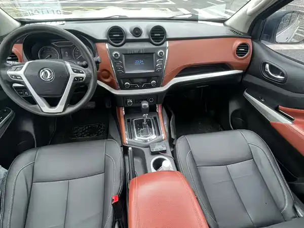Dongfeng Ruiqi 6 2019