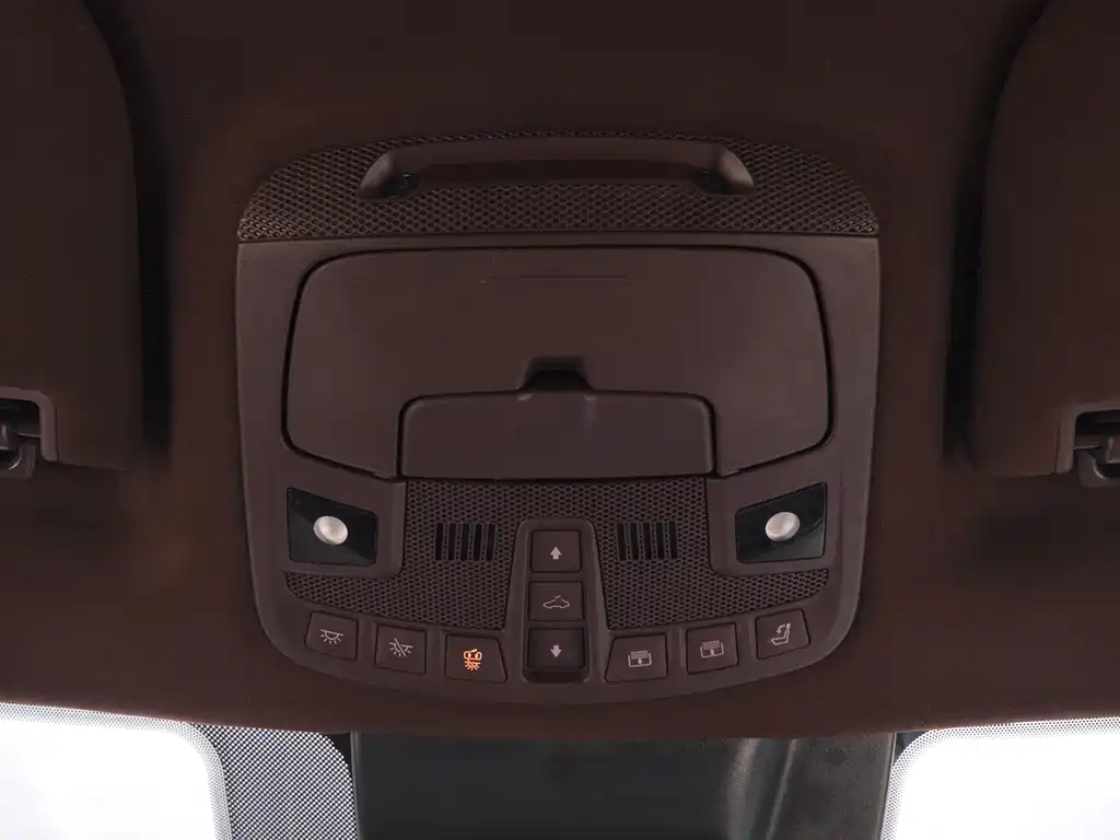Lincoln Navigator 2020 — фото 11