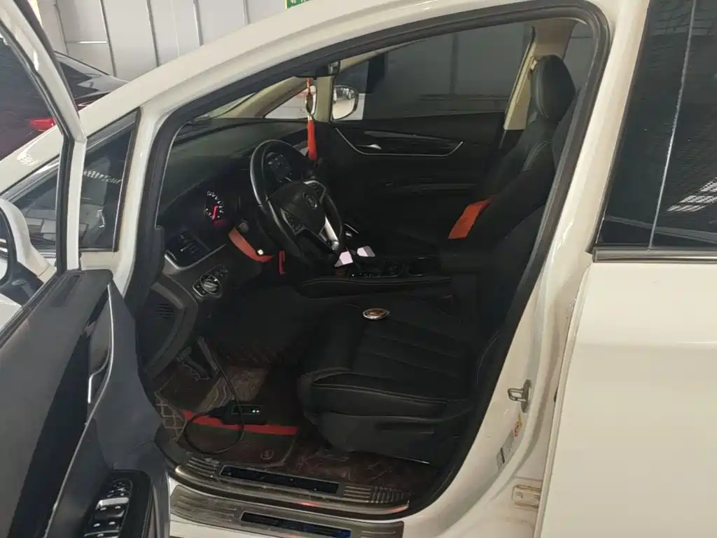 BYD Song MAX 2019 — фото 15