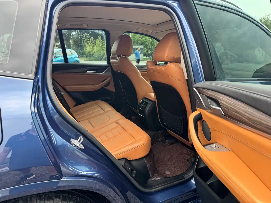 BMW X3 2018 — фото 10