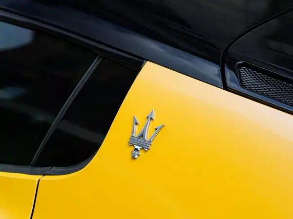 Maserati MC20 2023