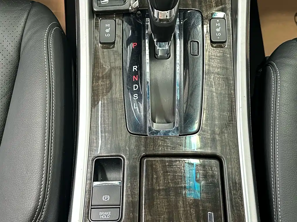 Honda Accord 2014 — фото 16