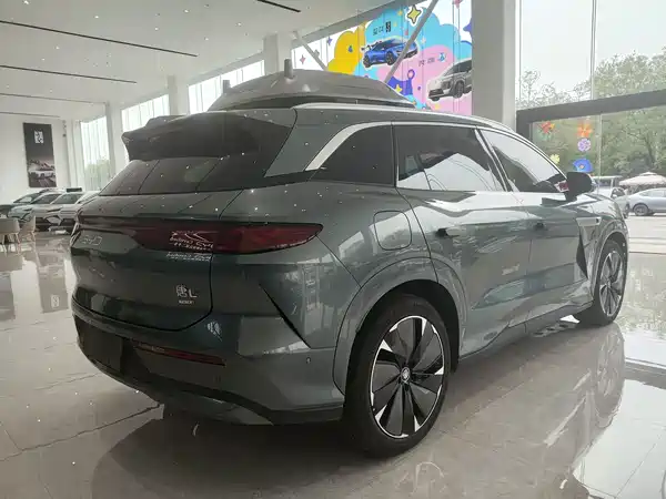 BYD Tang L 2025