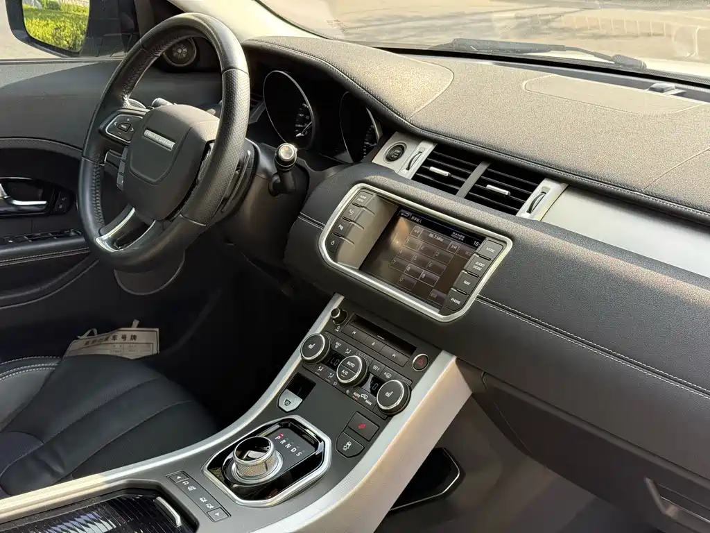 Land Rover Evoque 2013 — фото 9