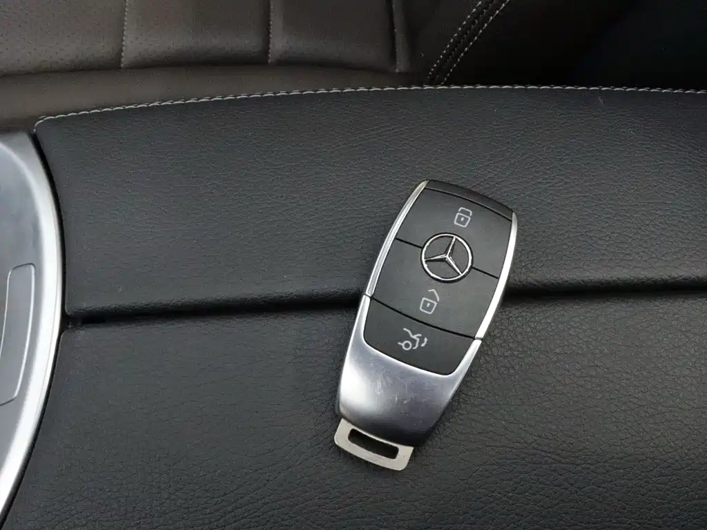 Mercedes-Benz GLC 2022 — фото 17
