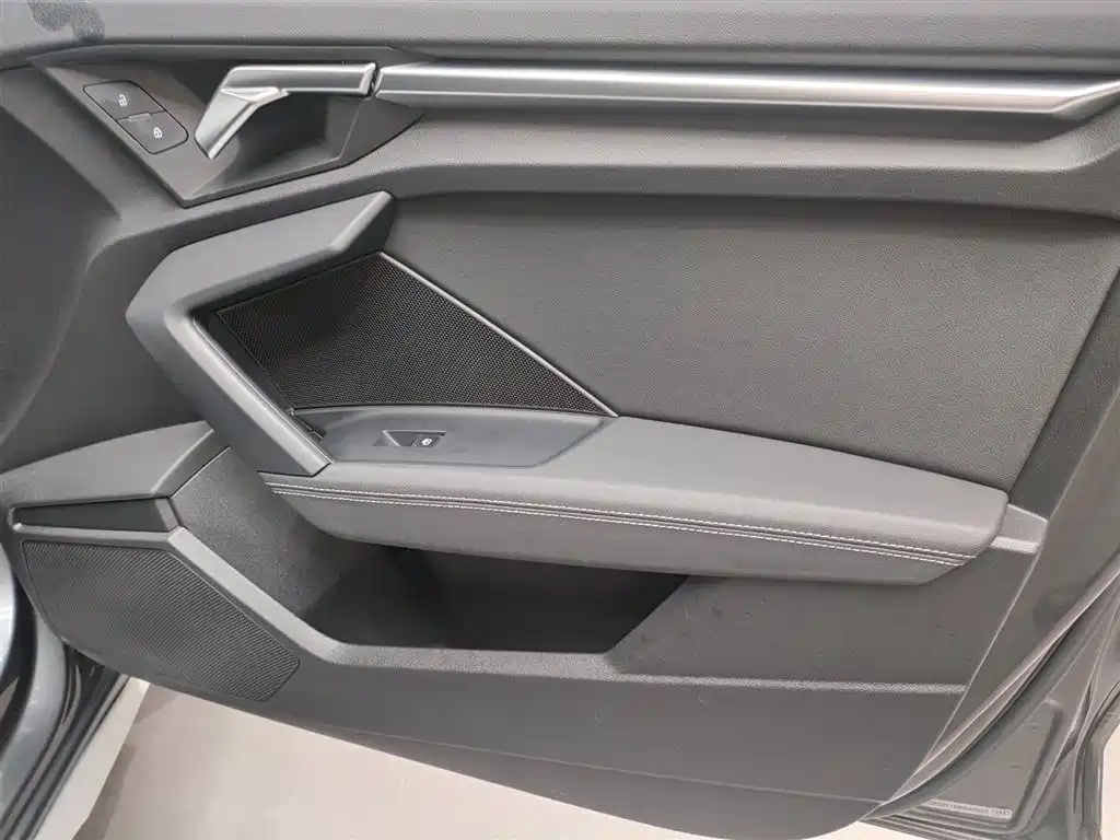 Audi A3 2021 — фото 19