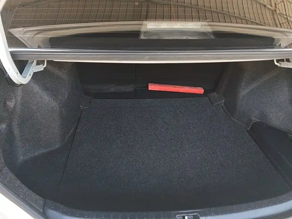 Toyota Corolla 2019 — фото 19
