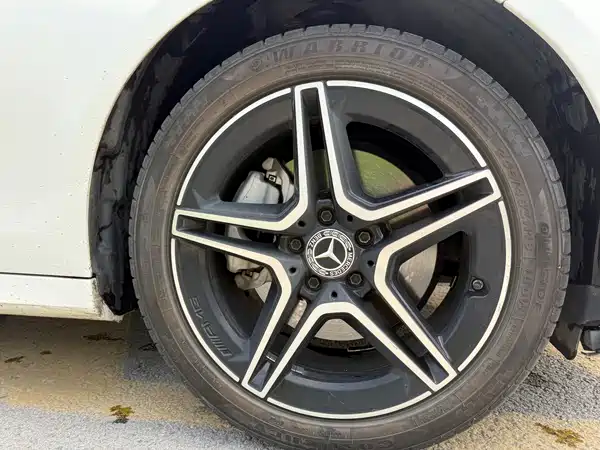 Mercedes-Benz E-Class 2022