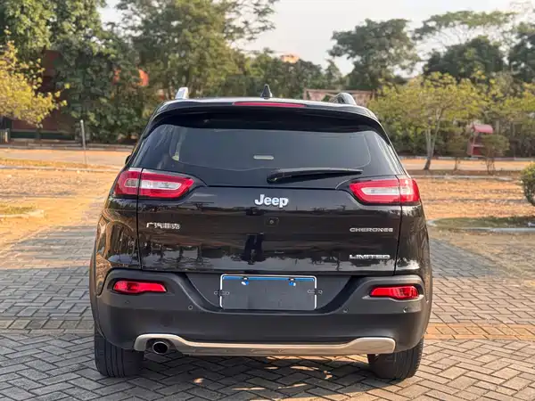 Jeep Cherokee 2019