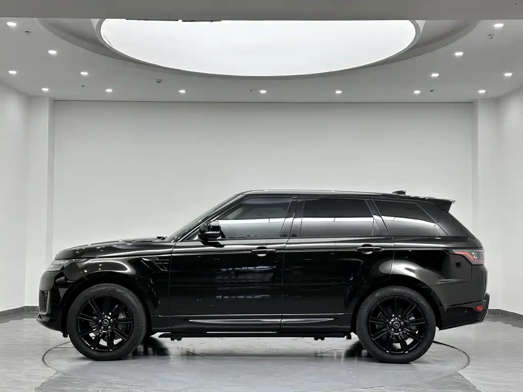 Land Rover Sport 2023 — фото 5