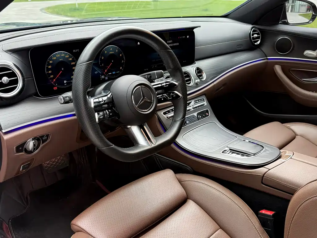Mercedes-Benz E-Class 2021