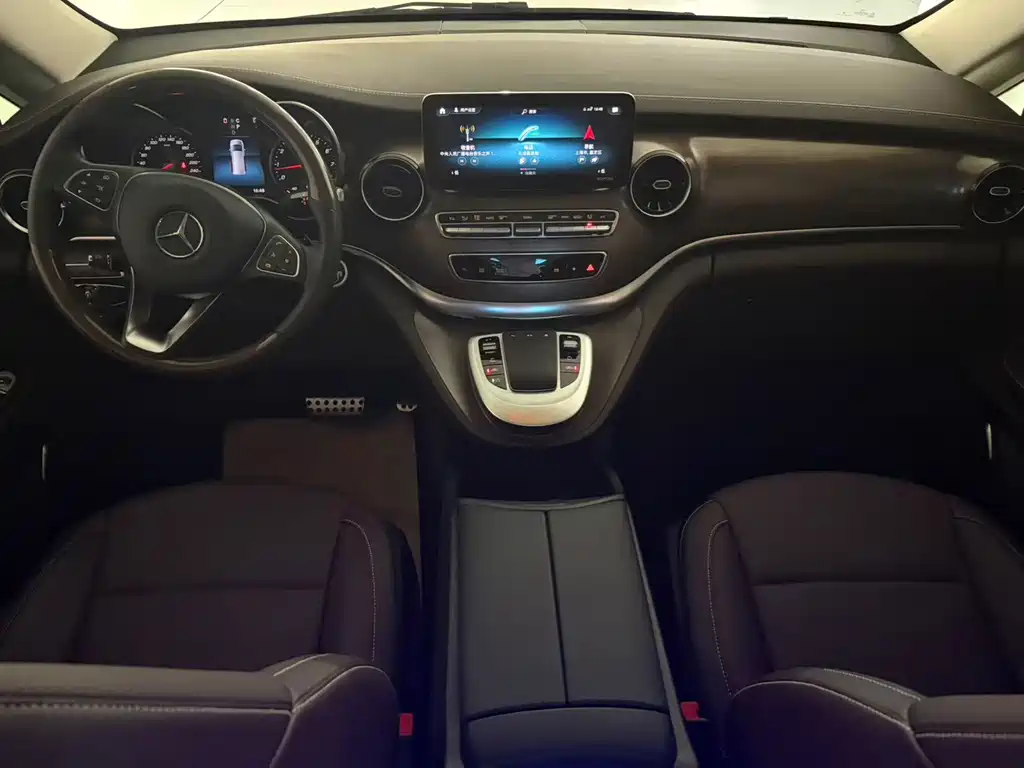 Mercedes-Benz V-Class 2022 — фото 14