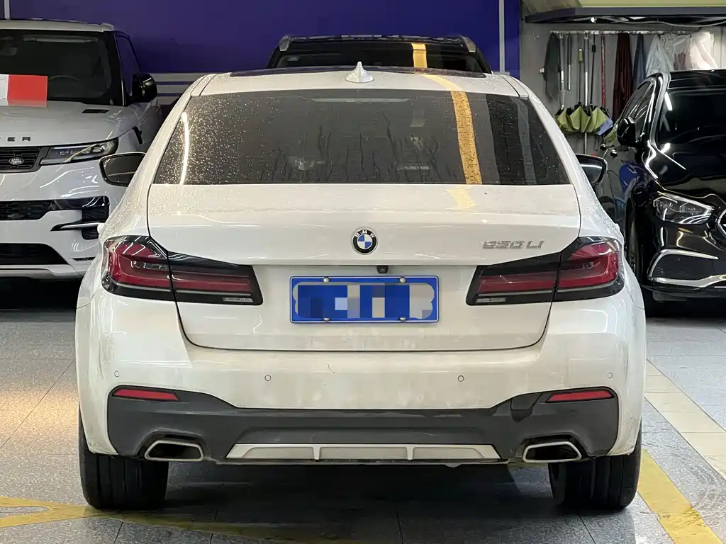 BMW 5 Series 2023