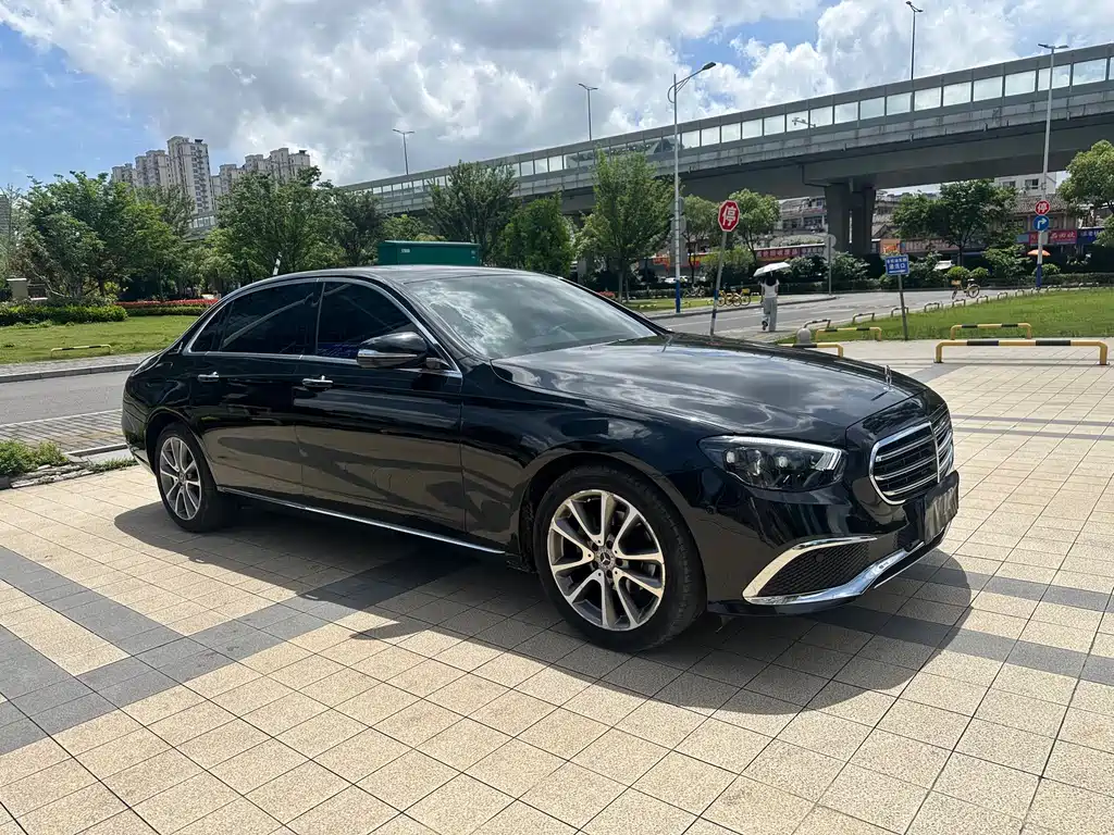 Mercedes-Benz E-Class 2017 — фото 2