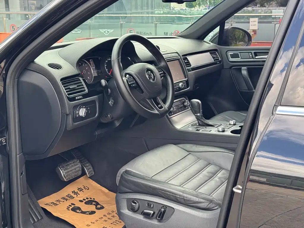 Volkswagen Touareg 2015