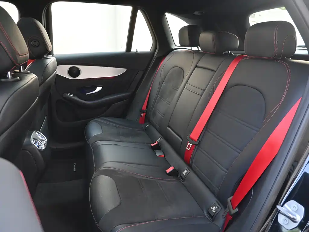 Mercedes-Benz GLC AMG 2020 — фото 16