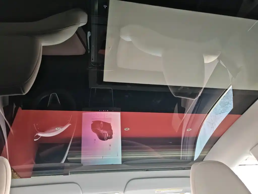 Tesla Model Y 2025 — фото 18