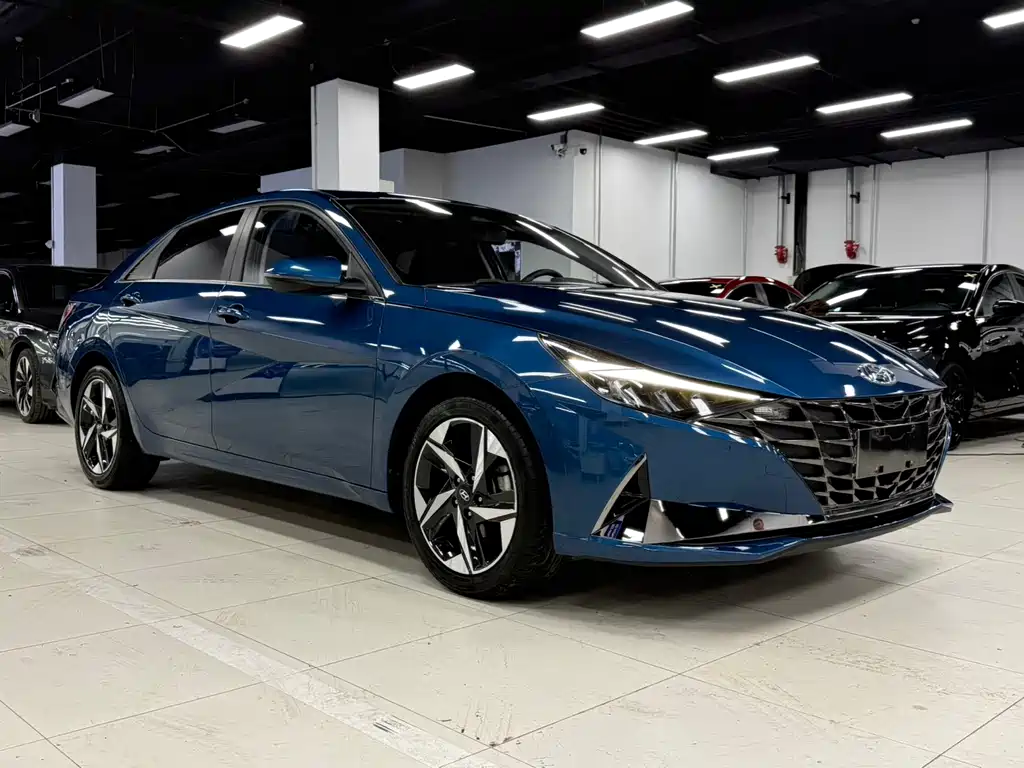 Hyundai Elantra 2021