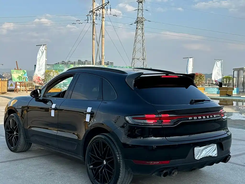 Porsche Macan 2020 — фото 8
