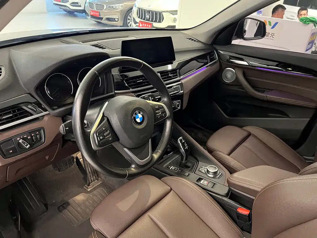 BMW X1 2020 — фото 8
