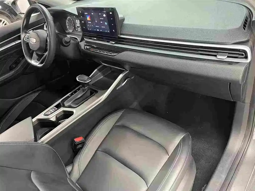 Geely Emgrand 2024 — фото 12