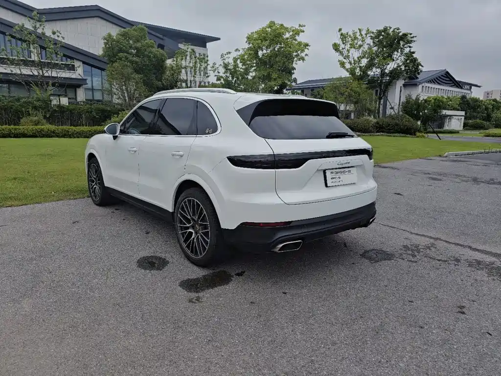 Porsche Cayenne 2019
