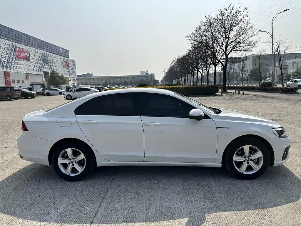 Volkswagen Lamando 2022