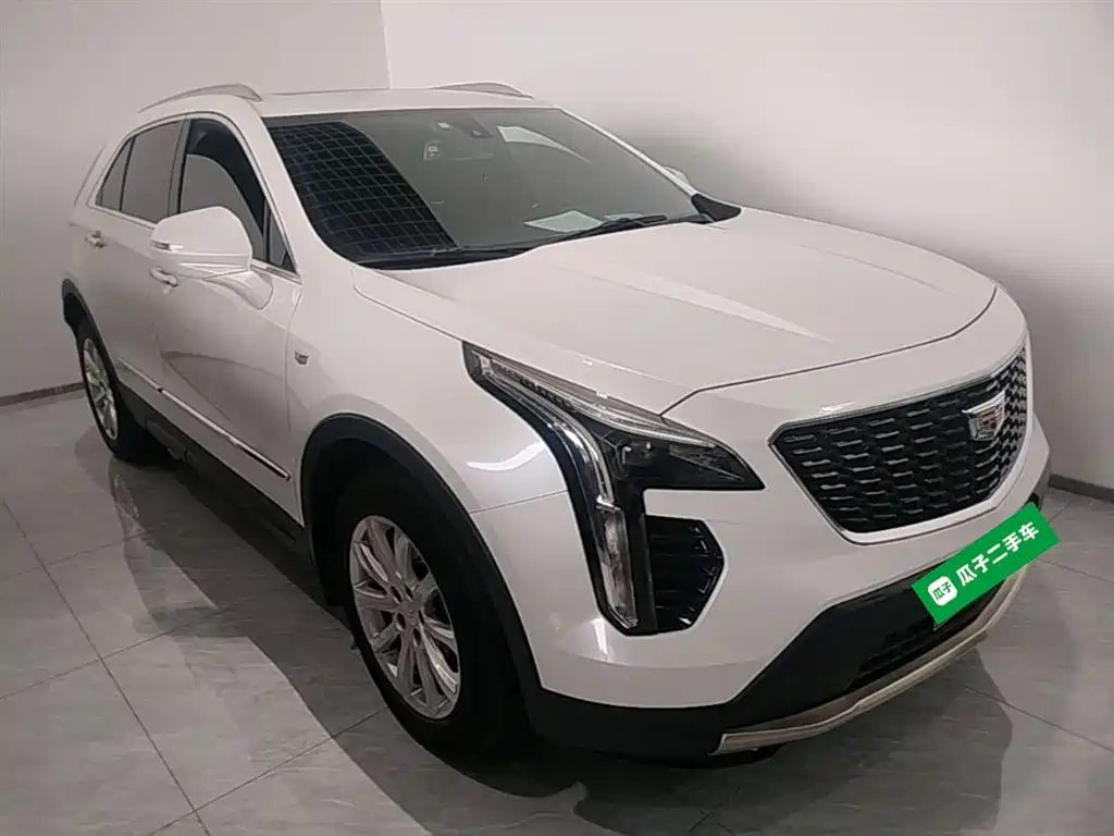 Cadillac XT4 2022 — фото 4