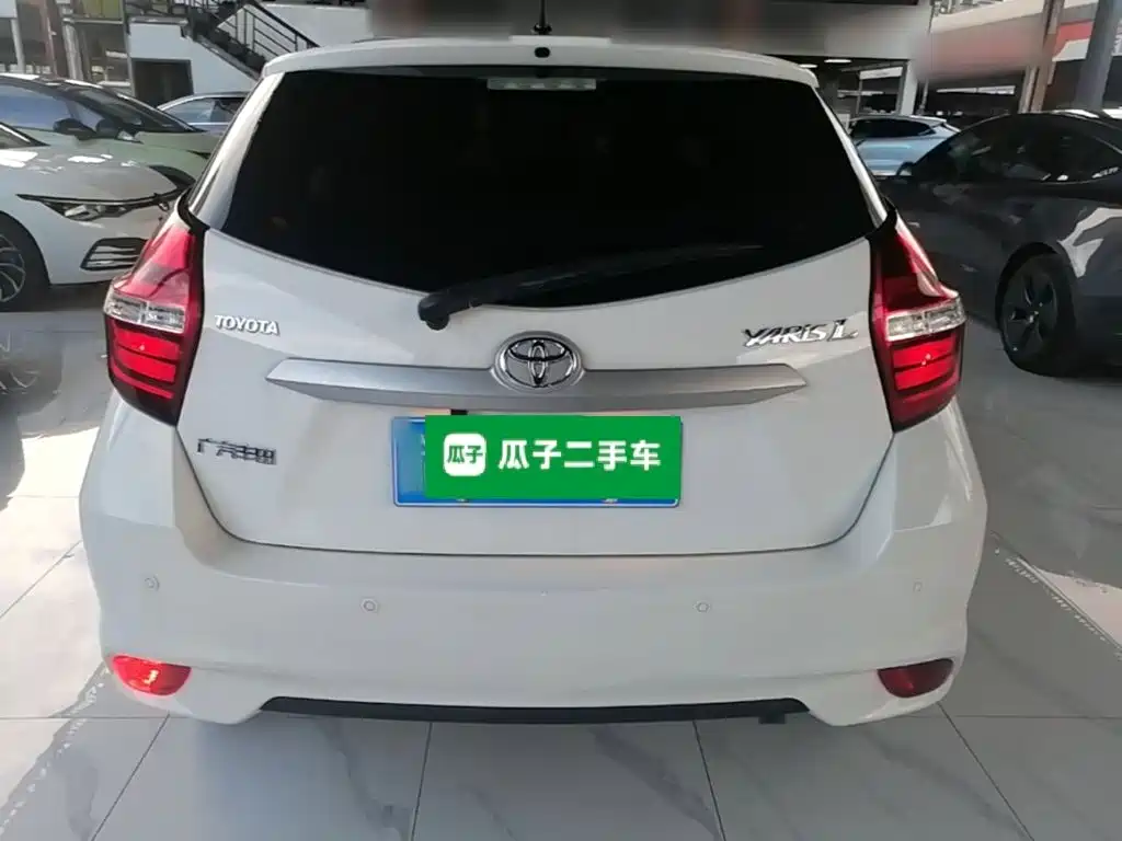 Toyota Yaris L 2019