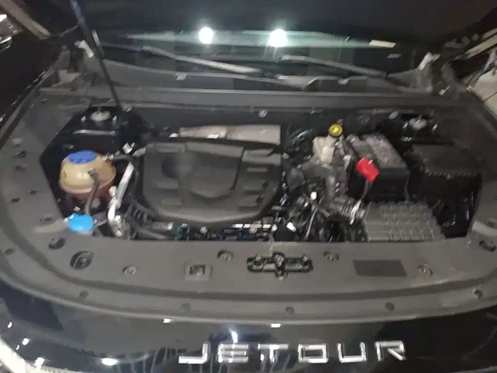 Jetour Jietu X70 PLUS 2023 — фото 20