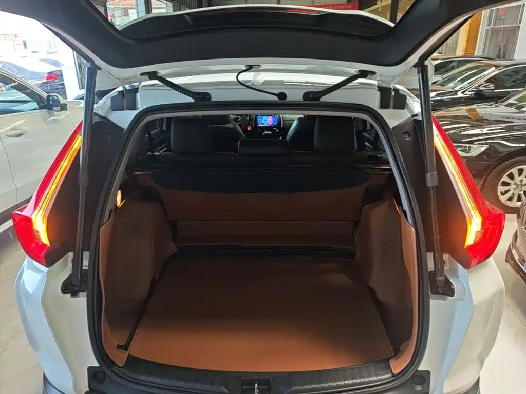Honda CR-V 2018 — фото 19