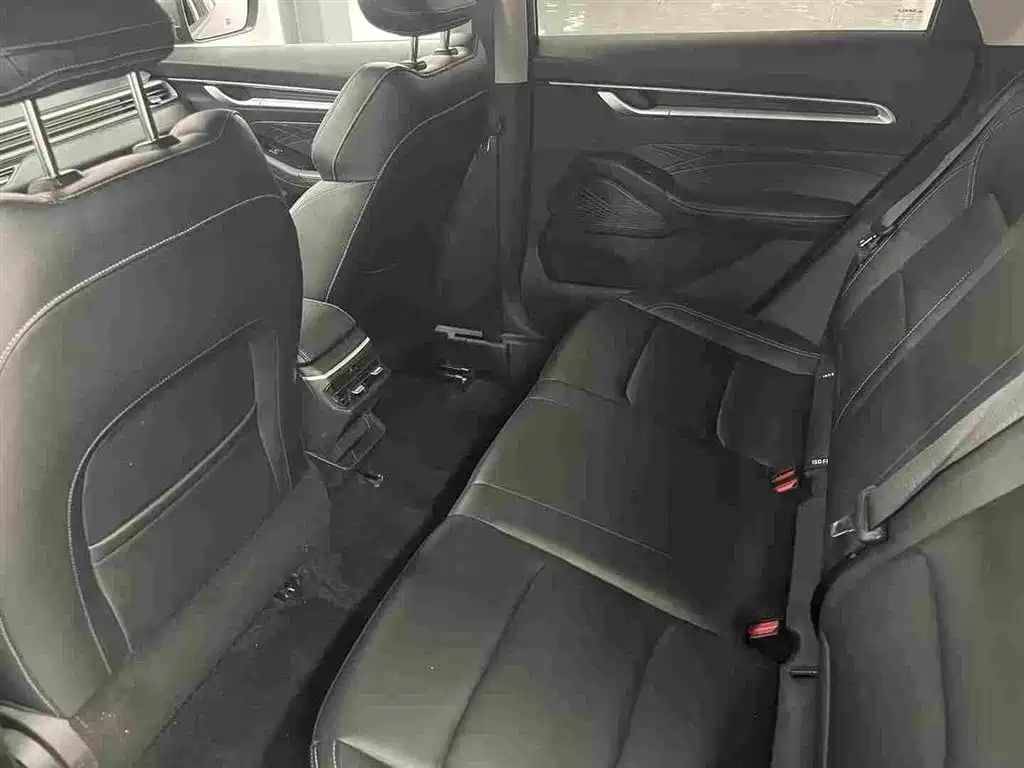 Geely Emgrand 2024 — фото 14