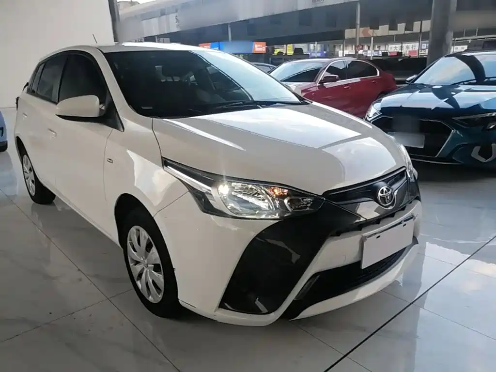 Toyota Yaris L 2019