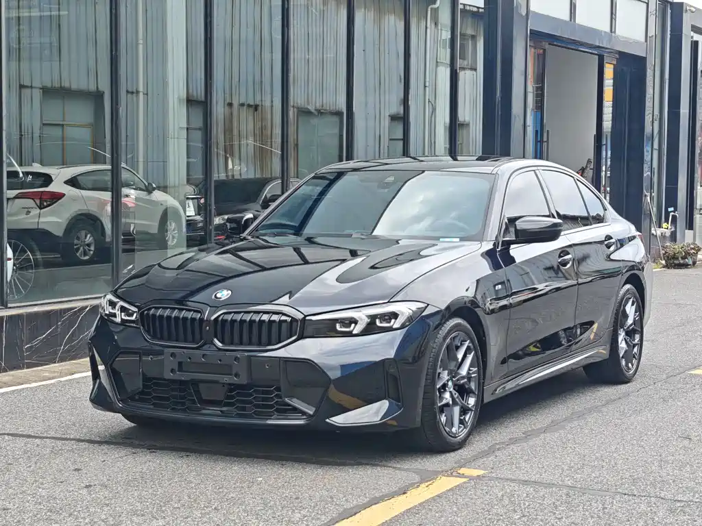 BMW 3 Series 2025