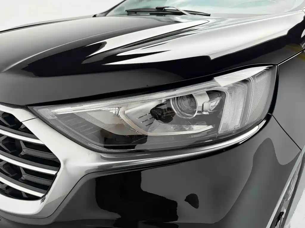 Ford Edge 2022 — фото 9