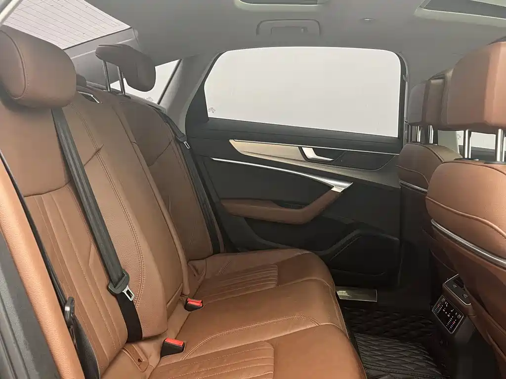 Audi A6L 2020