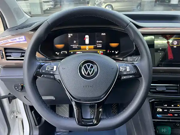 Volkswagen Tharu 2022