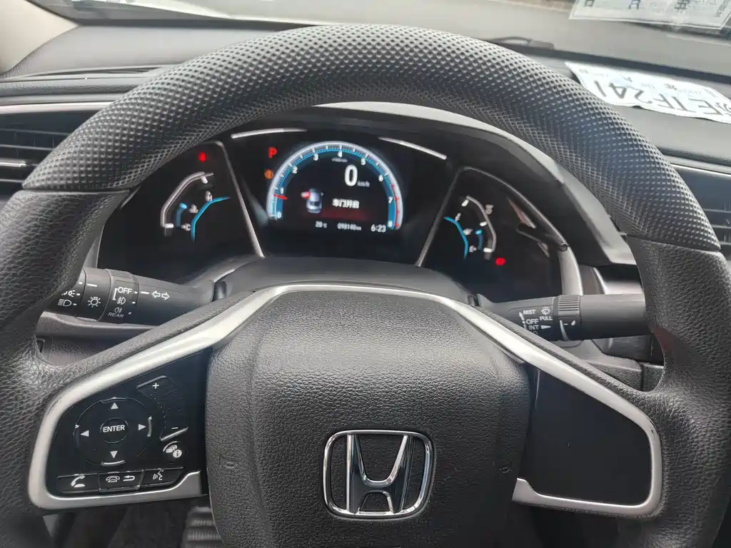 Honda Civic 2017 — фото 12