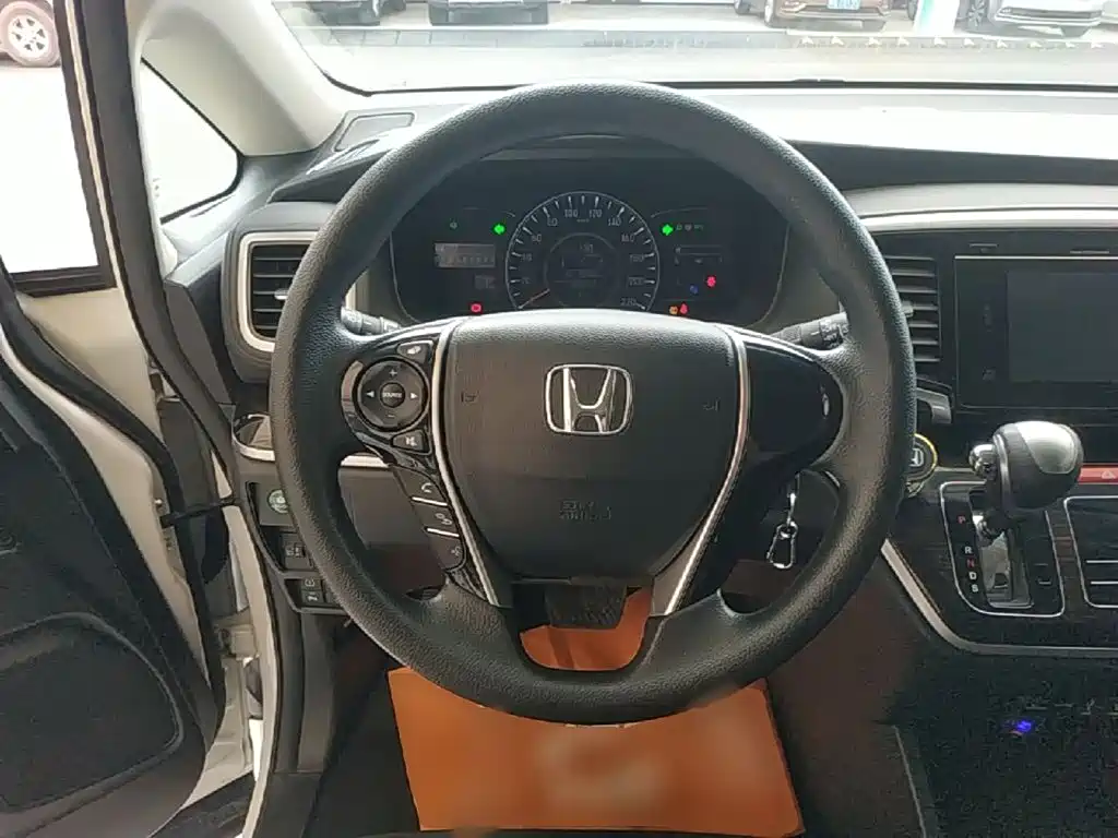 Honda Odyssey 2019 — фото 11
