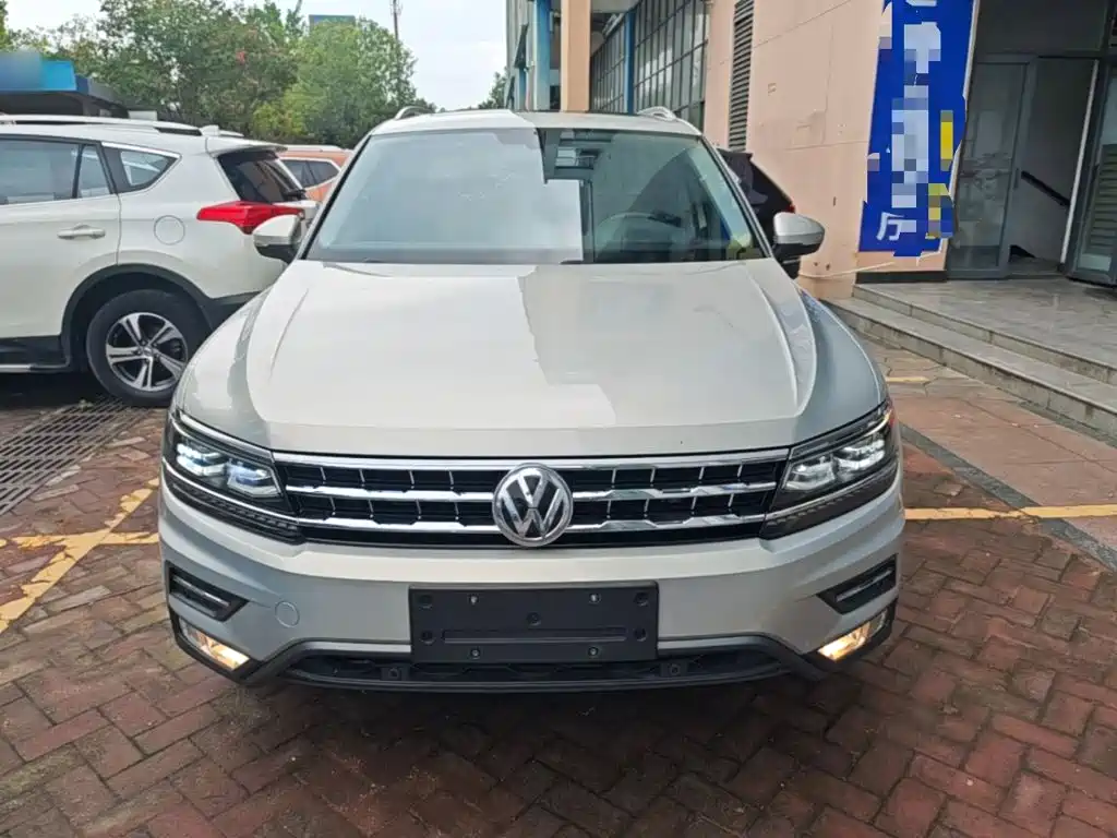 Volkswagen Tiguan L 2018 — фото 3